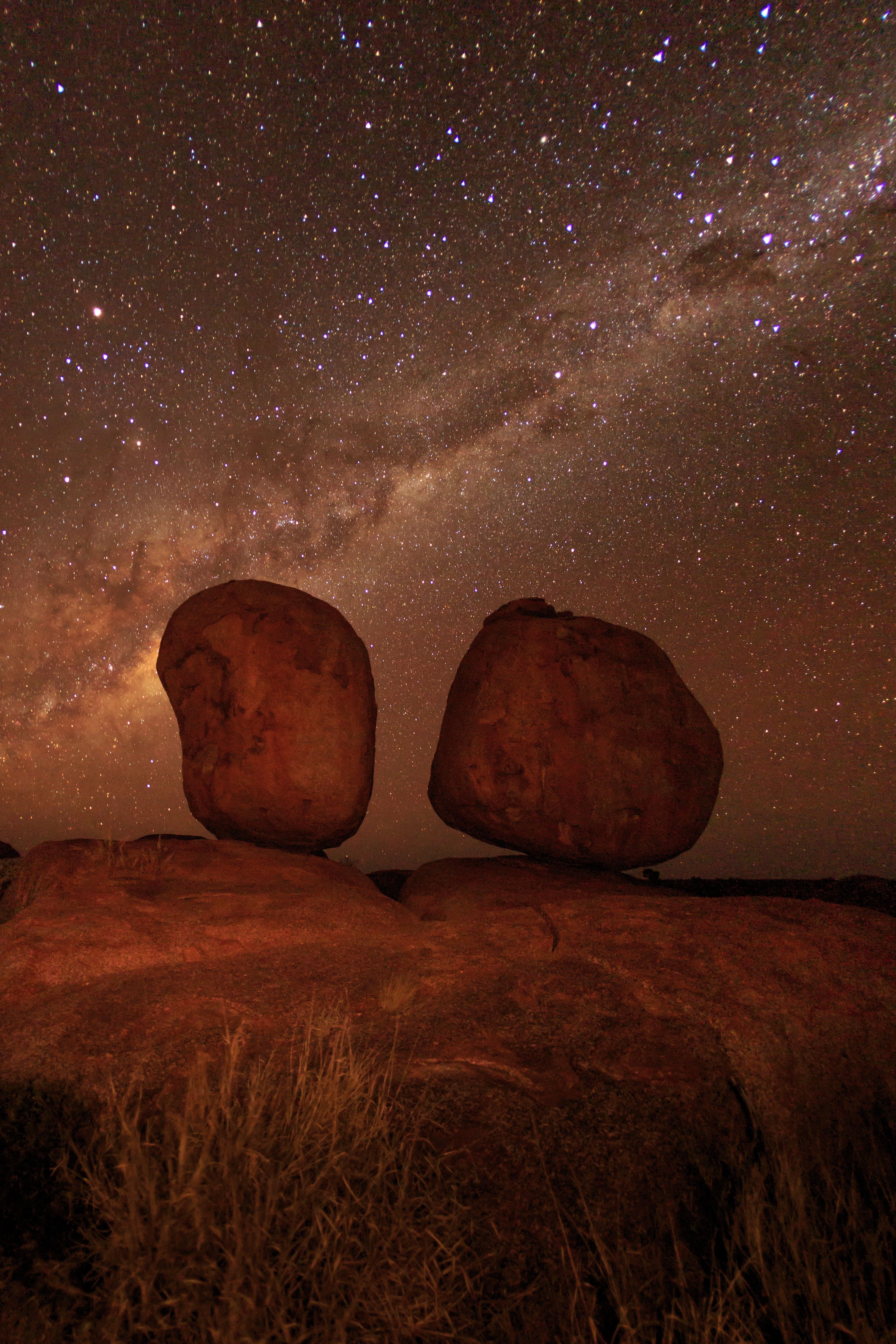 Milky Way Over The Karlu Karlu Devils Marbles Conservation Reserve Northern Territory - Getty Images.jpg