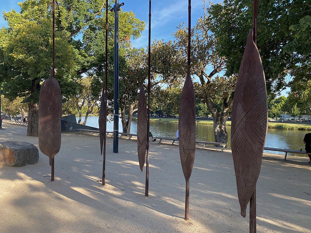 Birrarung Marr, Wurundjeri Woi-wurrung Country, Victoria. Photographer: Wuppertaler. Source: Wikimedia Commons. Used under licence: CC BY 4.0.