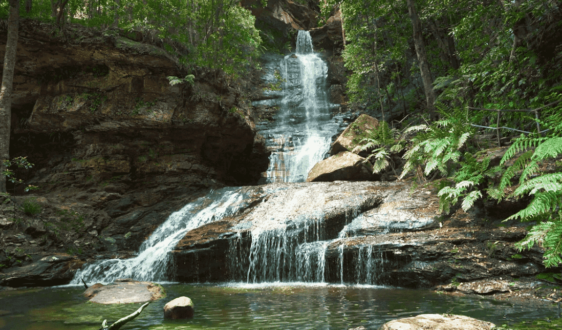 Banner waterfall still Waterfall
