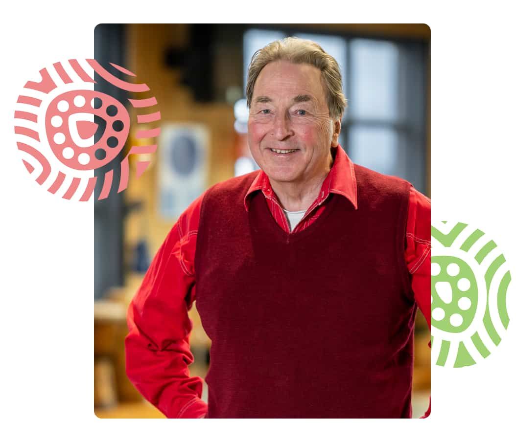 Paul Memmott with Pattern Professor Paul Memmott